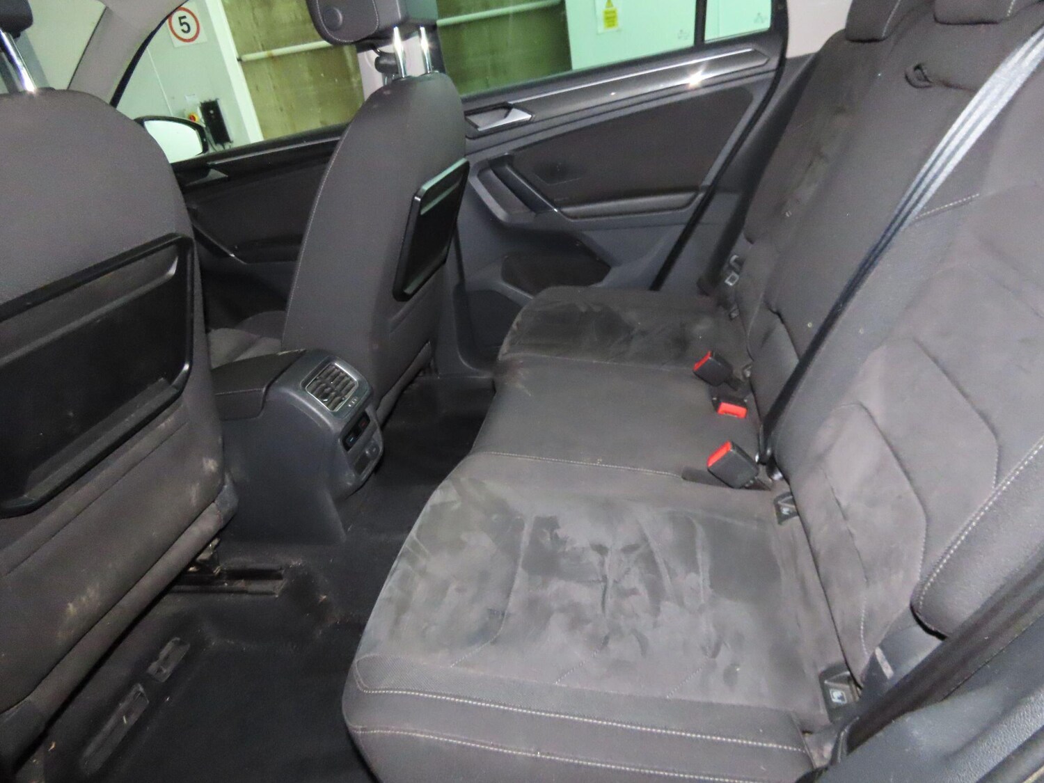 Used Volkswagen Tiguan 2017 for sale - 77940765: Photo 8