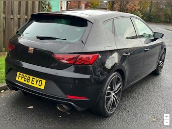 Used SEAT Leon 2018 for sale - 76752412: Photo