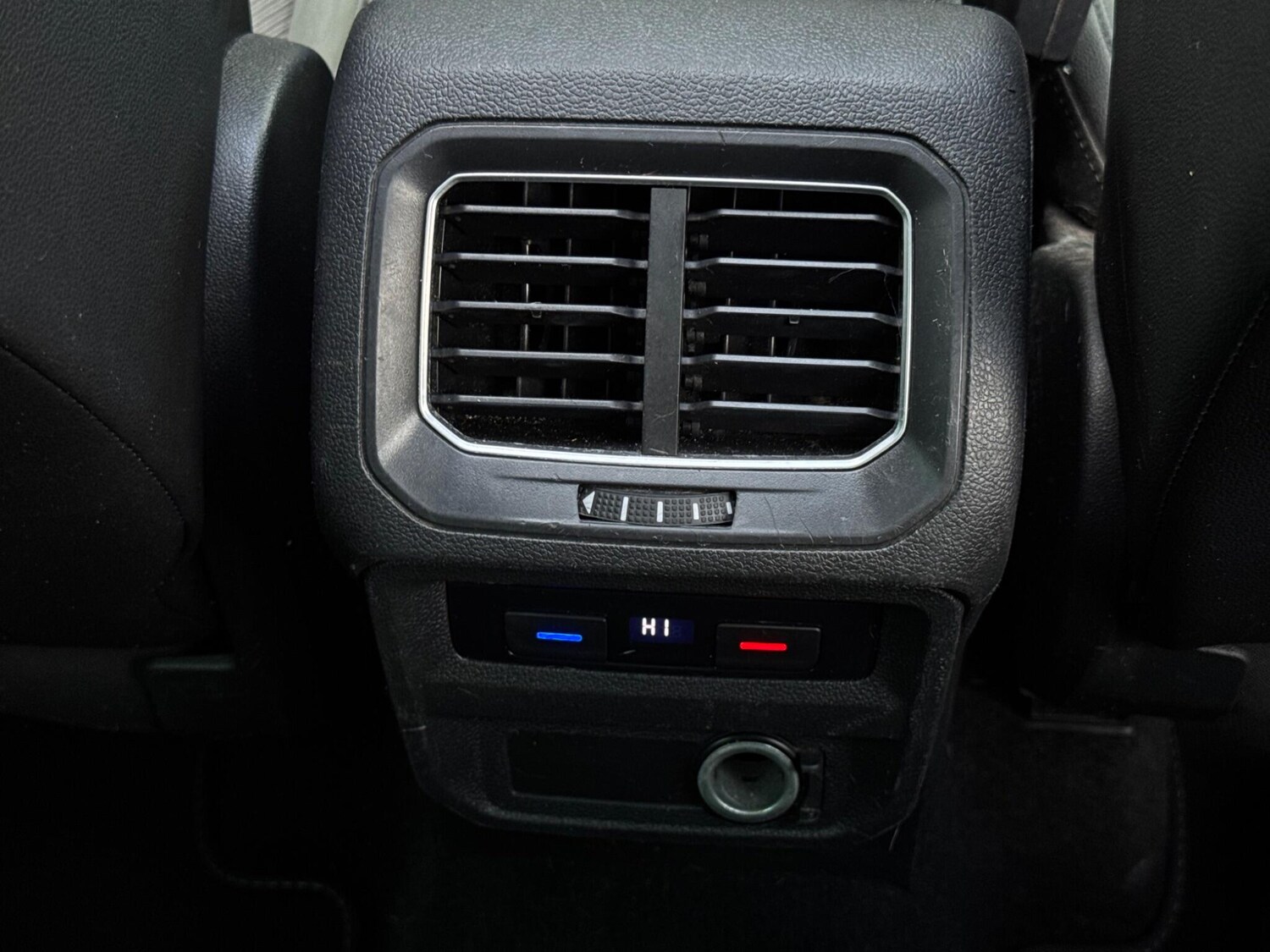 Used Volkswagen Tiguan 2016 for sale - 75928389: Photo 62