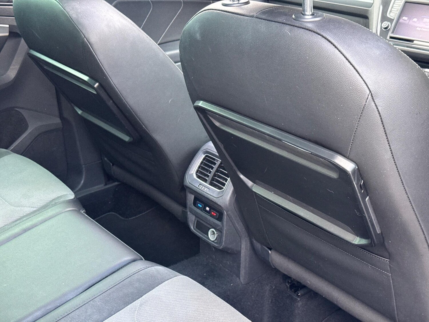 Used Volkswagen Tiguan 2016 for sale - 75928389: Photo 63