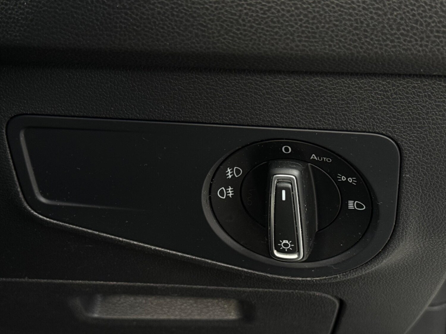 Used Volkswagen Tiguan 2016 for sale - 75928389: Photo 70