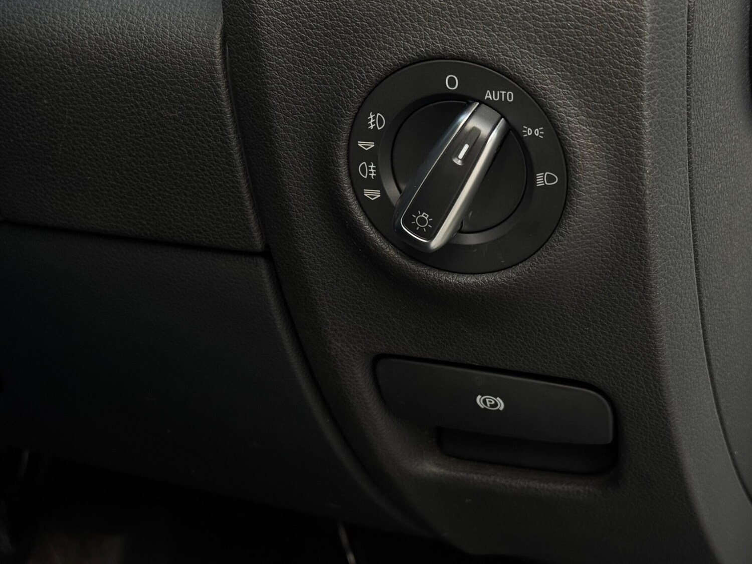 Used Audi Q7 2013 for sale - 76349485: Photo 73