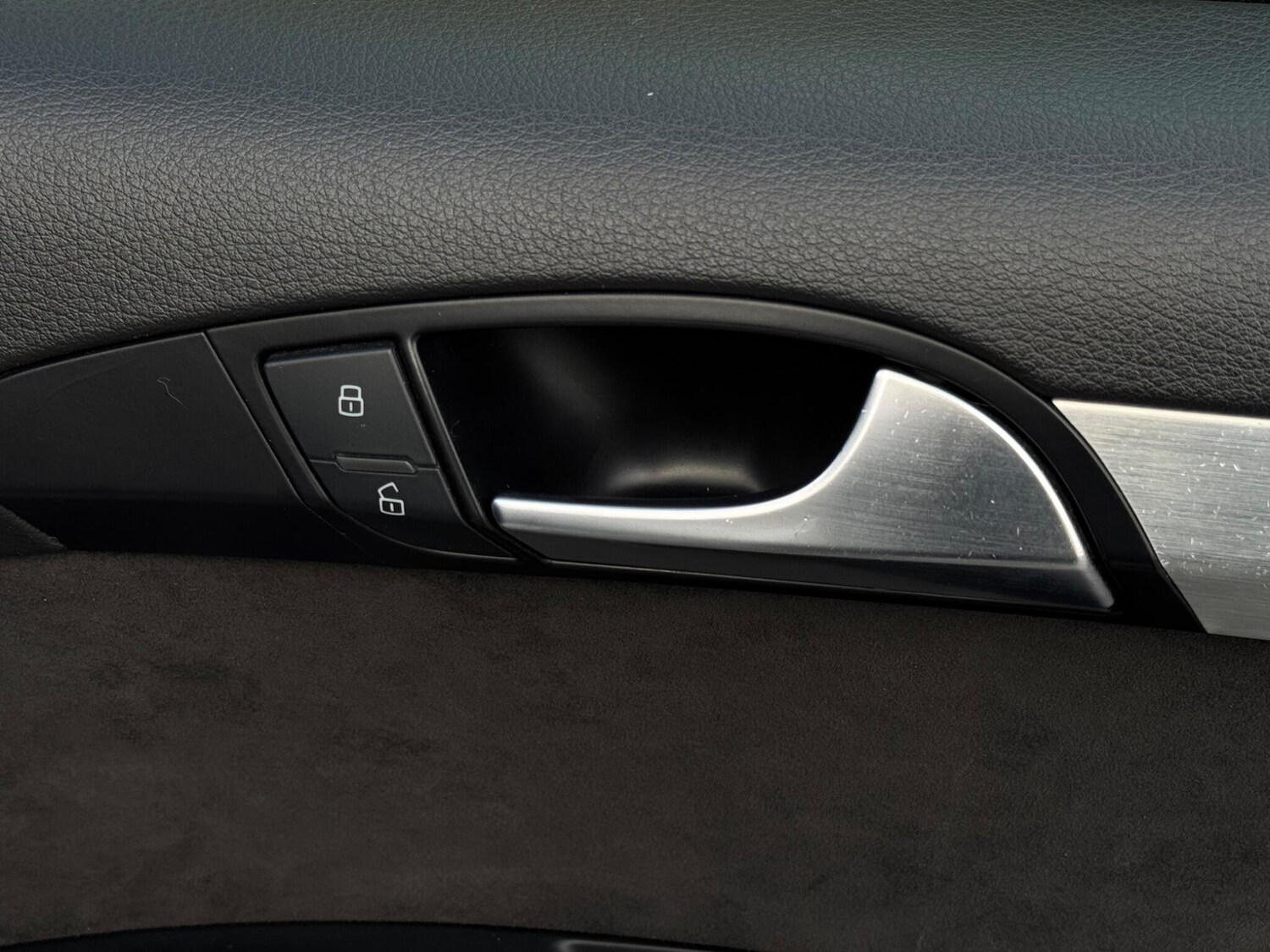 Used Audi Q7 2013 for sale - 76349485: Photo 74