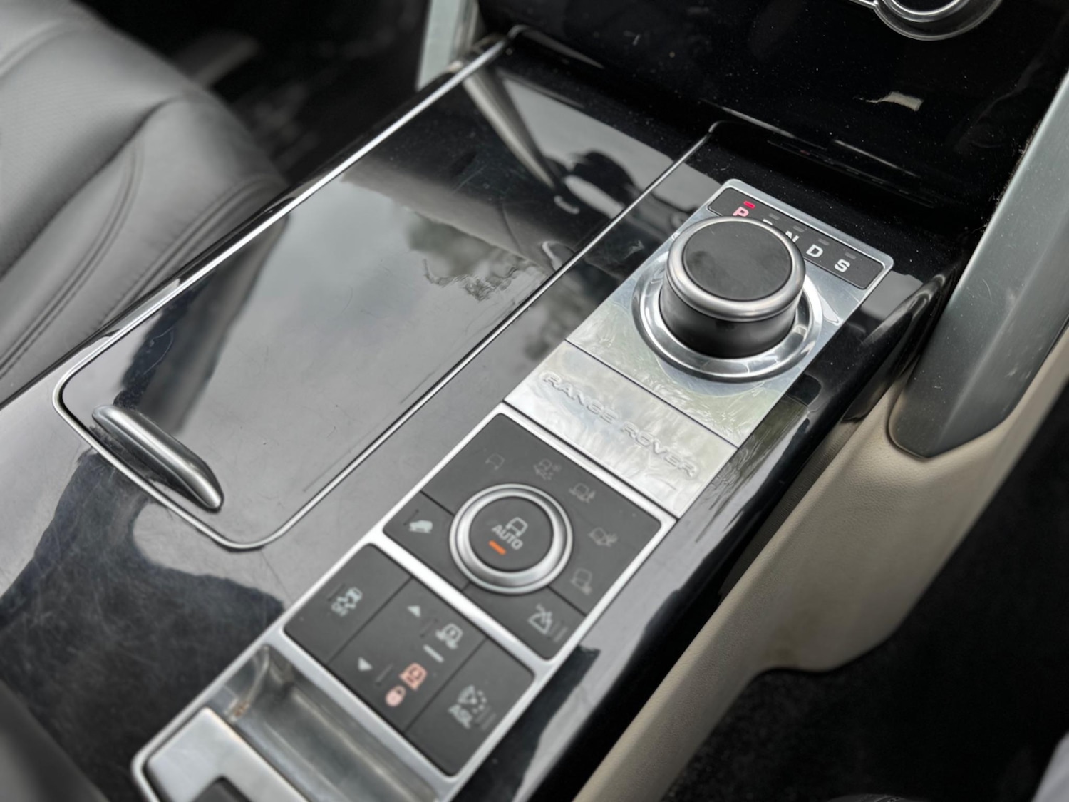 Used Land Rover Range Rover 2015 for sale - 76992909: Photo 36