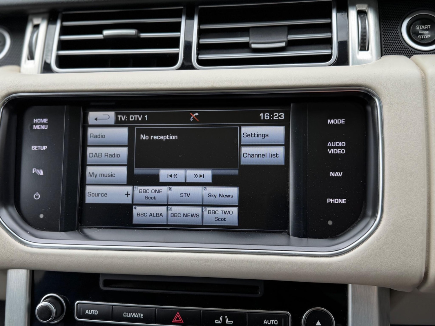 Used Land Rover Range Rover 2015 for sale - 76992909: Photo 53