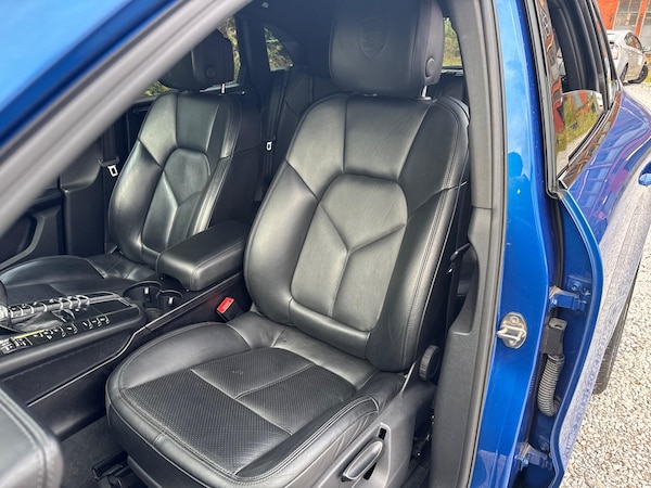 Used Porsche Macan for sale - 76122311: Photo 25