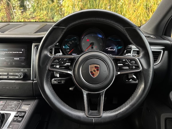 Used Porsche Macan for sale - 76122311: Photo 31