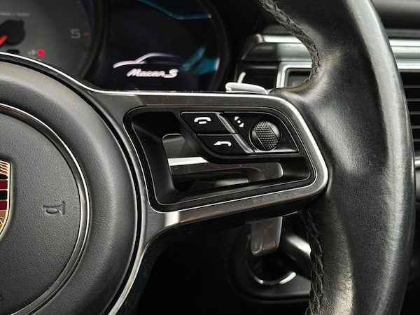 Used Porsche Macan for sale - 76122311: Photo 34