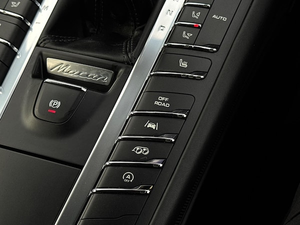 Used Porsche Macan for sale - 76122311: Photo 67
