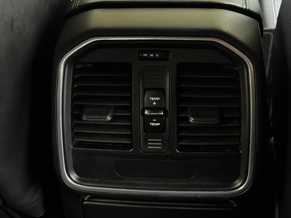 Used Porsche Macan for sale - 76122311: Photo 75