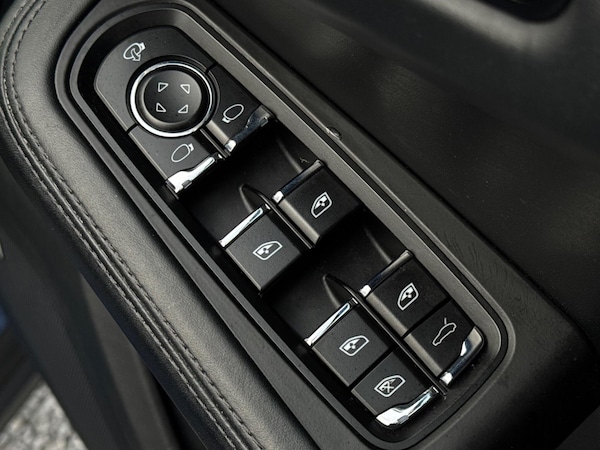 Used Porsche Macan for sale - 76122311: Photo 79