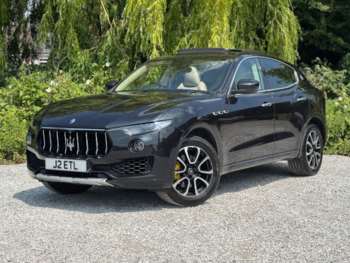 Used Maserati Levante 2017 for sale - 74899012: Photo