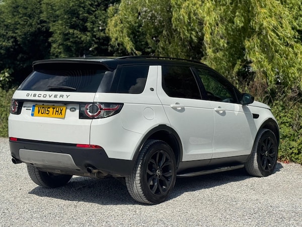Used Land Rover Discovery Sport 2015 for sale - 74521546: Photo 40