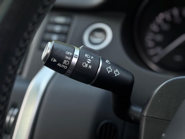 Used Land Rover Discovery Sport 2015 for sale - 74521546: Photo 43