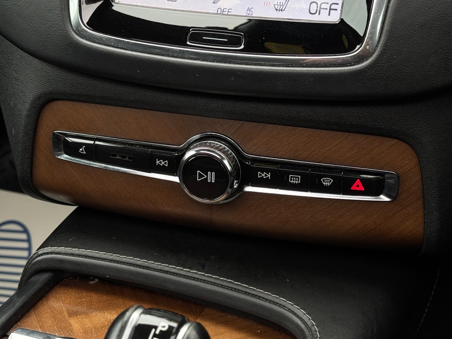 Used Volvo XC90 2015 for sale - 76377749: Photo 55