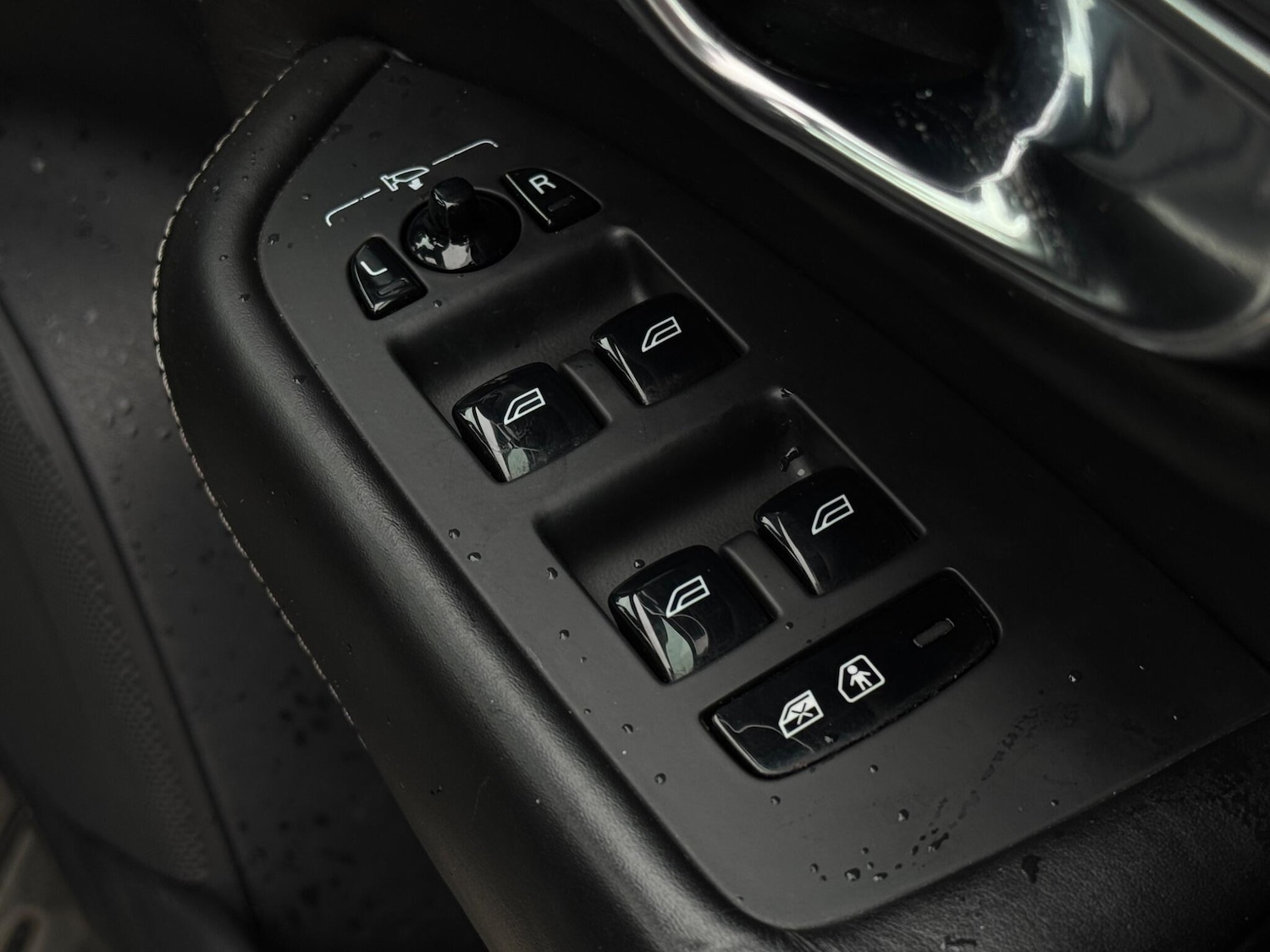 Used Volvo XC90 2015 for sale - 76377749: Photo 75