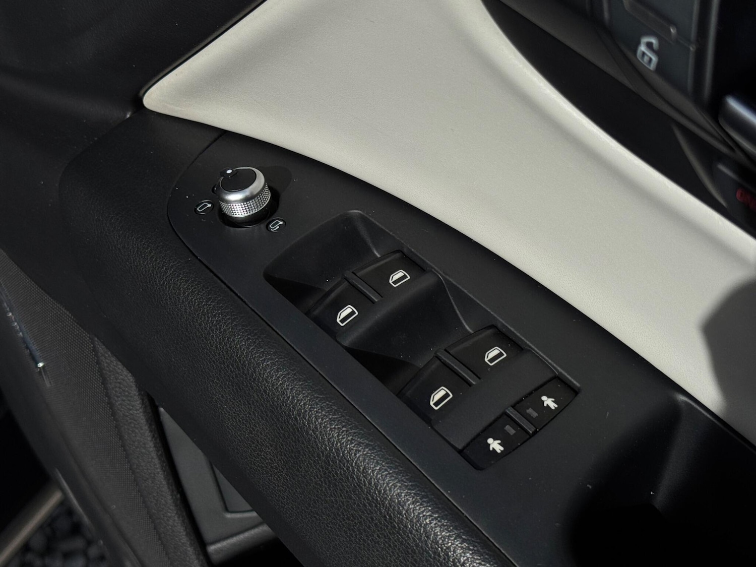 Used Audi Q7 2012 for sale - 75810004: Photo 65