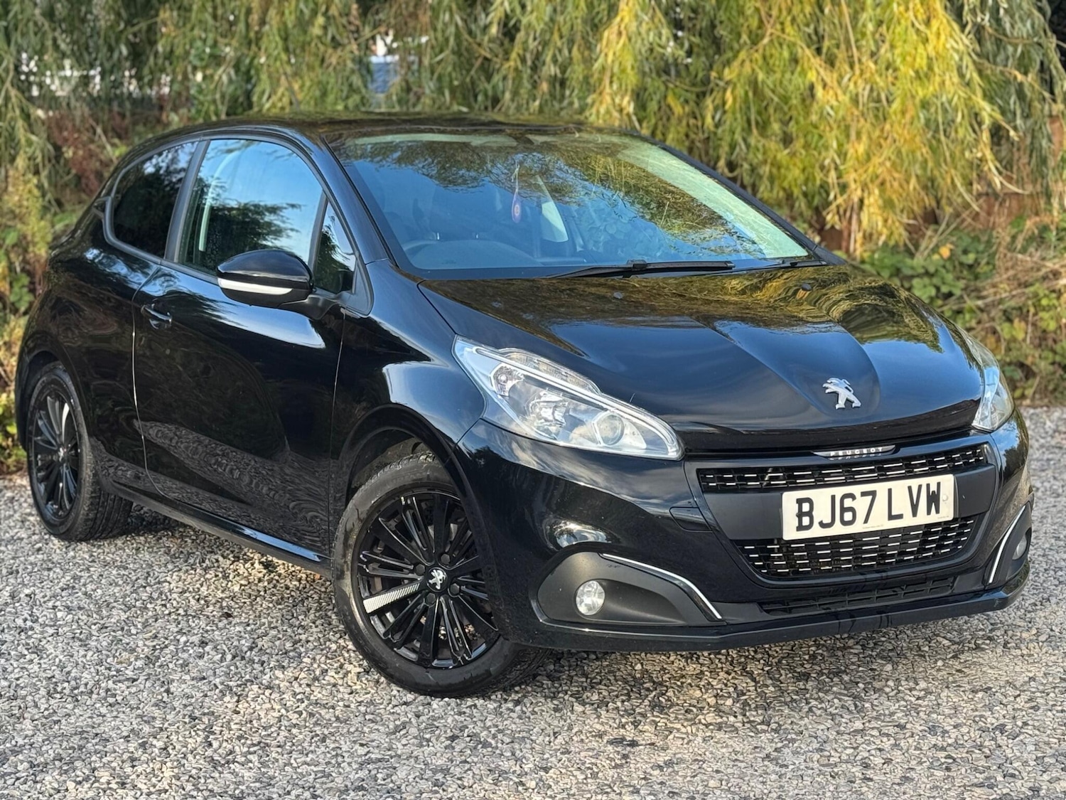 Used Peugeot 208 2017 for sale - 76239785: Photo 26