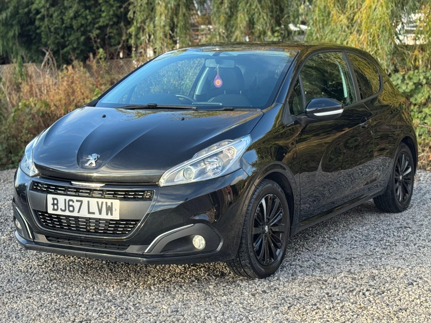 Used Peugeot 208 2017 for sale - 76239785: Photo 6