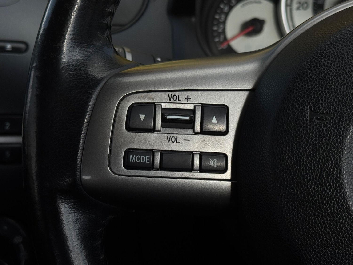 Used Mazda Mazda2 2009 for sale - 76399105: Photo 30