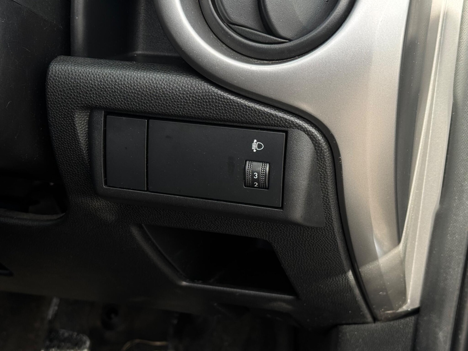 Used Mazda Mazda2 2009 for sale - 76399105: Photo 45