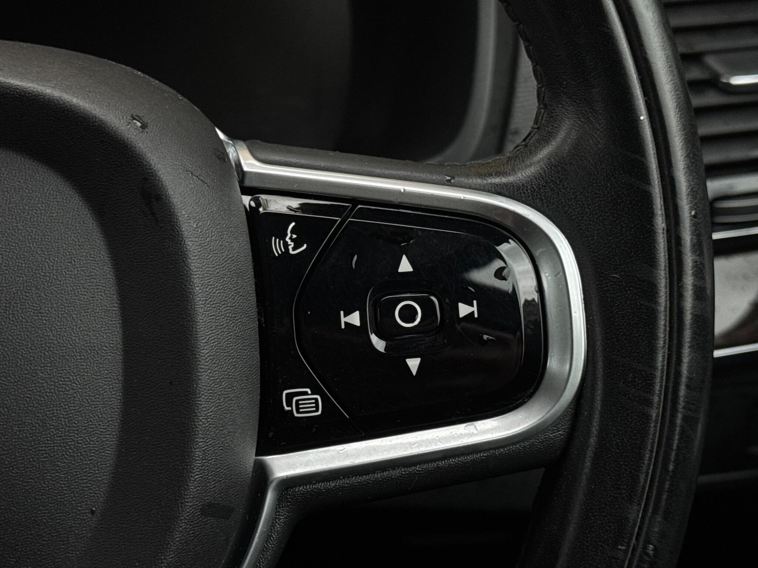 Used Volvo XC90 2016 for sale - 76995535: Photo 37