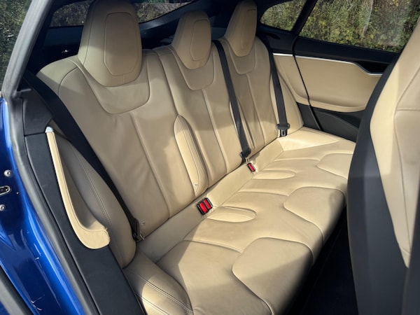 Used Tesla Model S 2016 for sale - 76158811: Photo 27