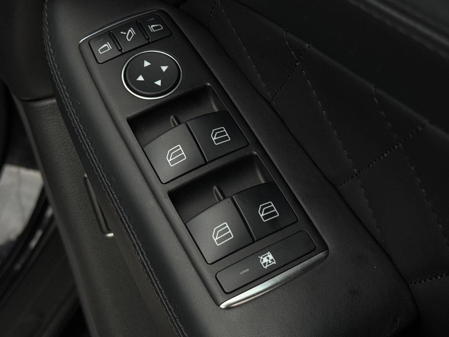 Used Mercedes-Benz M Class 2013 for sale - 76423246: Photo 73