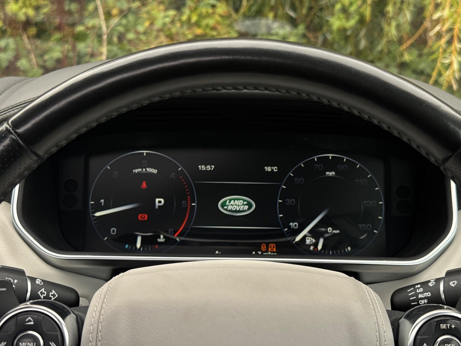 Used Land Rover Range Rover Sport 2015 for sale - 76084292: Photo 42