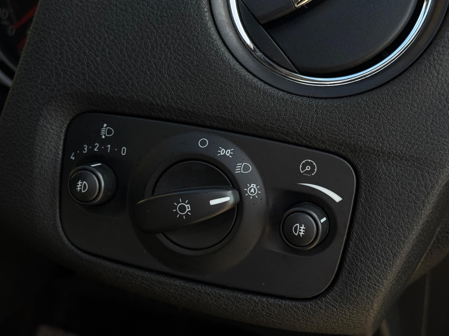 Used Ford Mondeo 2008 for sale - 76667054: Photo 39