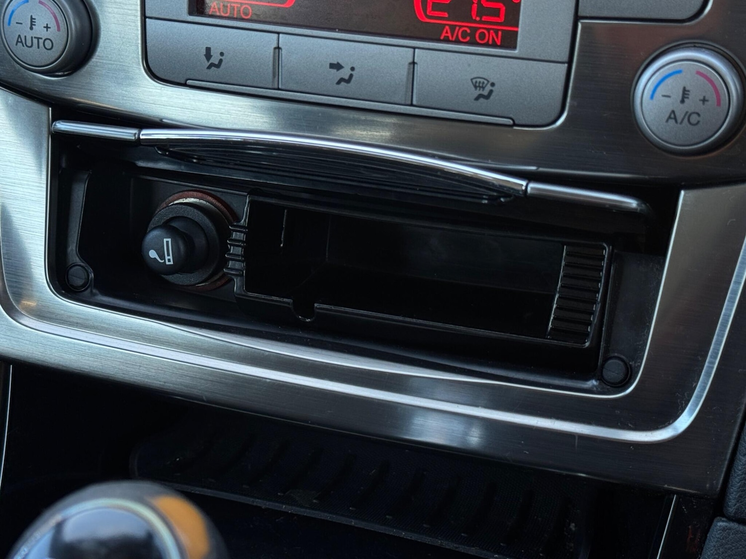 Used Ford Mondeo 2008 for sale - 76667054: Photo 42