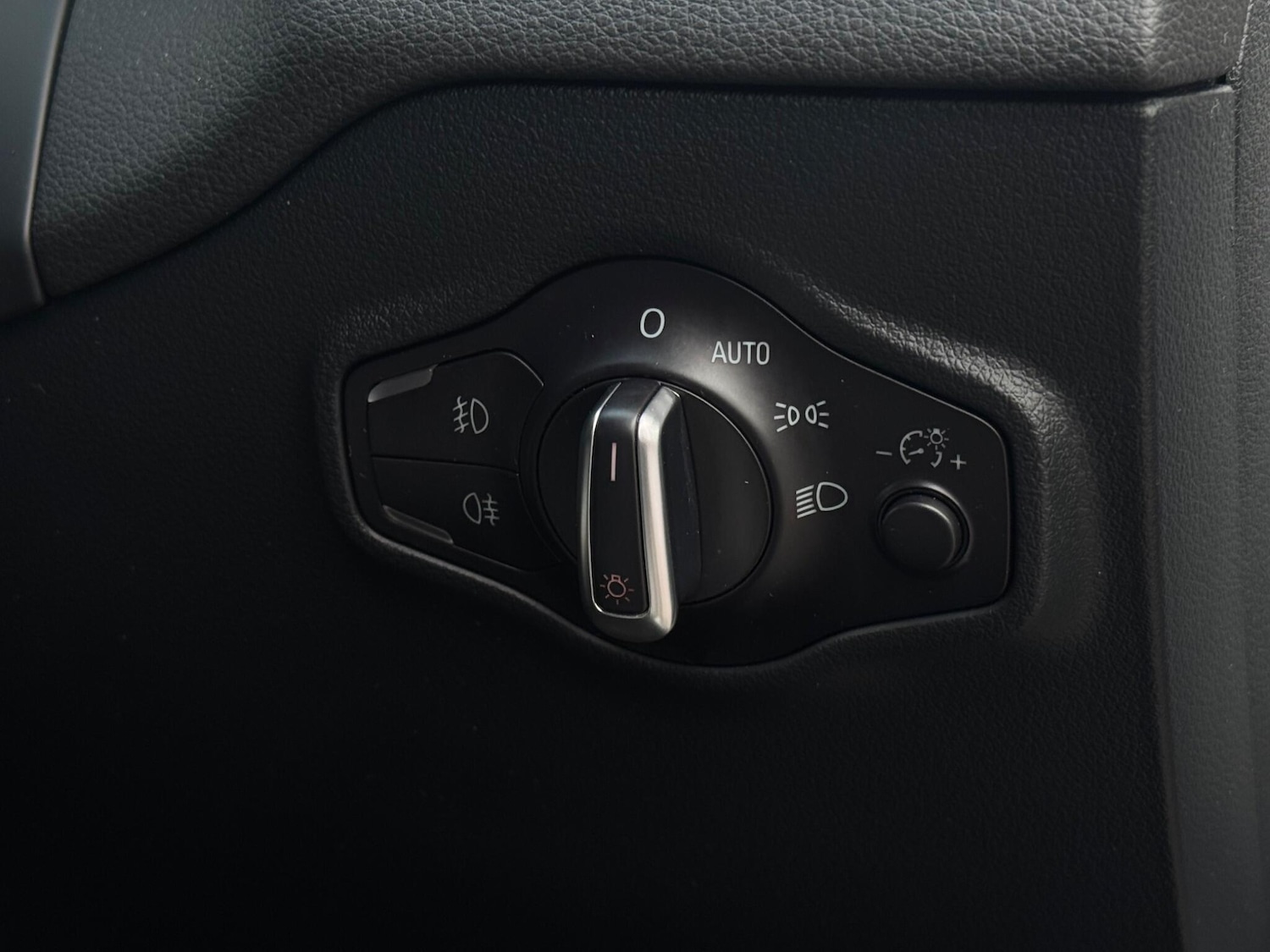 Used Audi SQ5 2015 for sale - 77377323: Photo 75