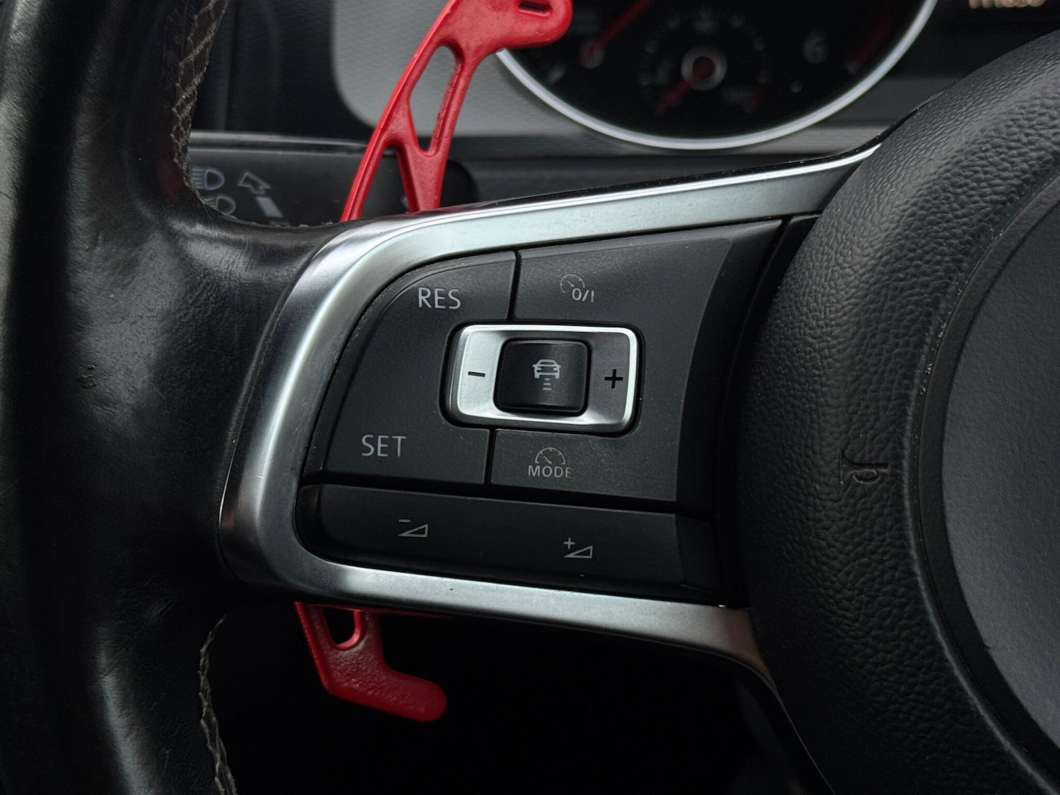 Used Volkswagen Golf 2015 for sale - 77120672: Photo 34