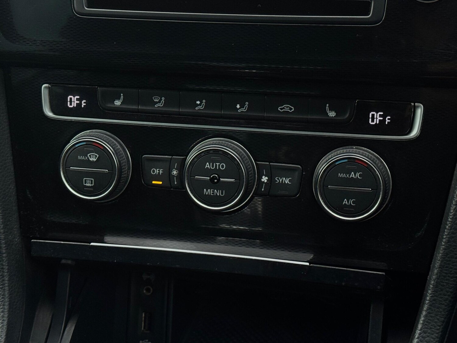 Used Volkswagen Golf 2015 for sale - 77120672: Photo 58