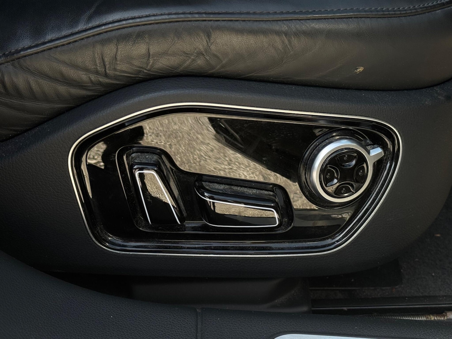 Used Audi A8 2016 for sale - 78204826: Photo 76