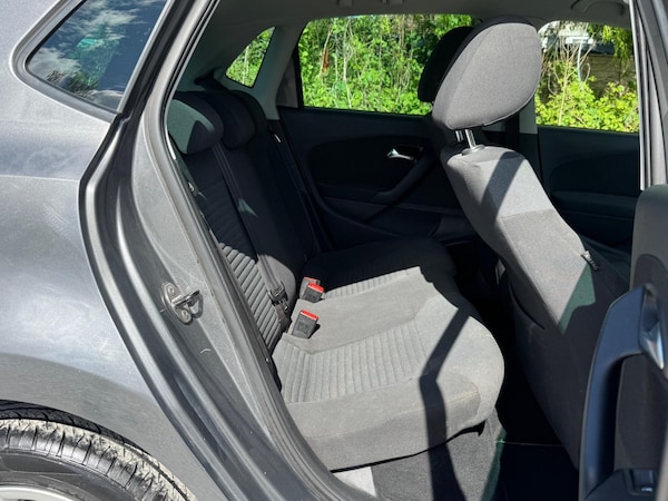 Used Volkswagen Polo 2011 for sale - 74271473: Photo 18