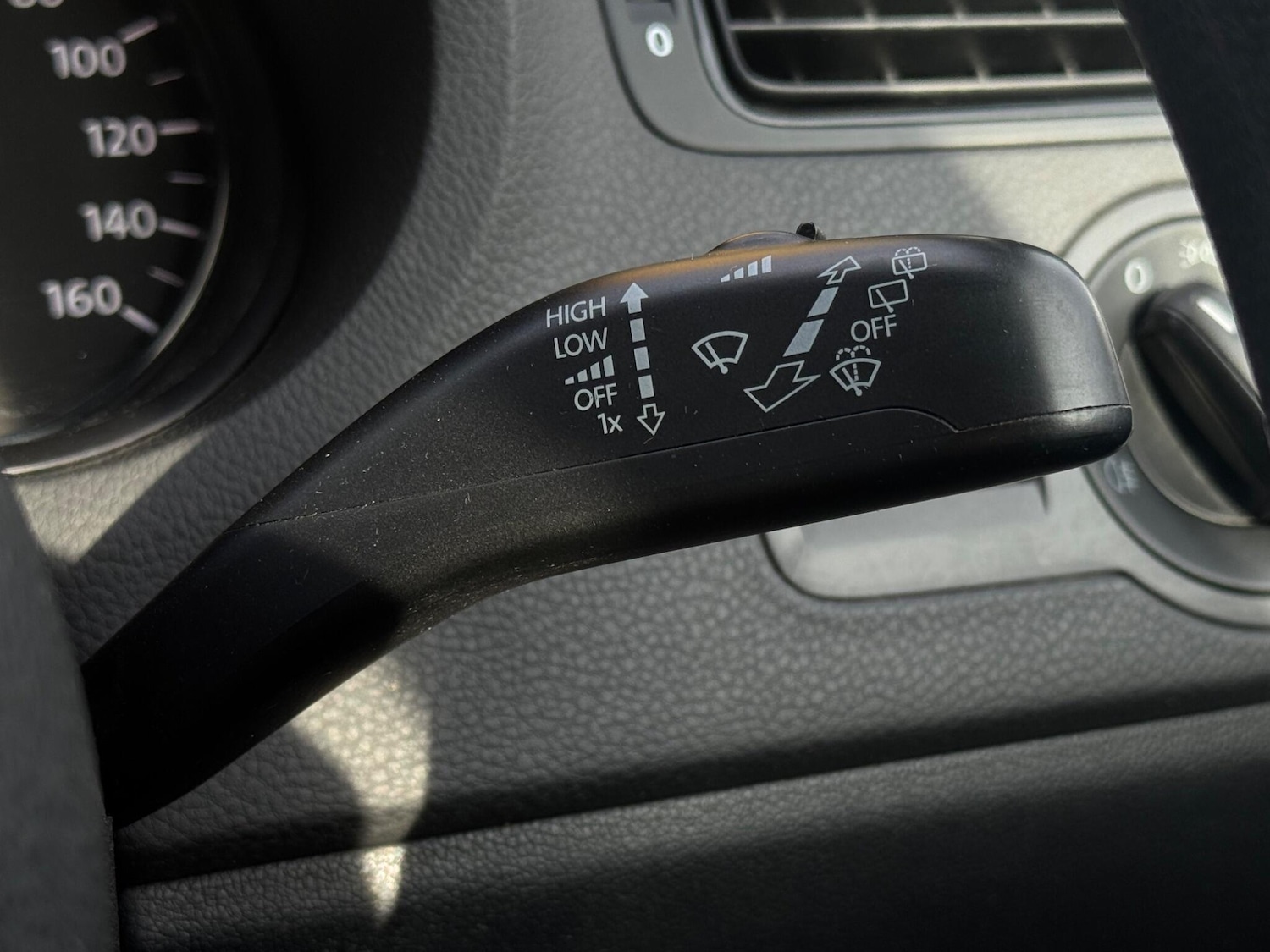 Used Volkswagen Polo 2010 for sale - 76432988: Photo 34