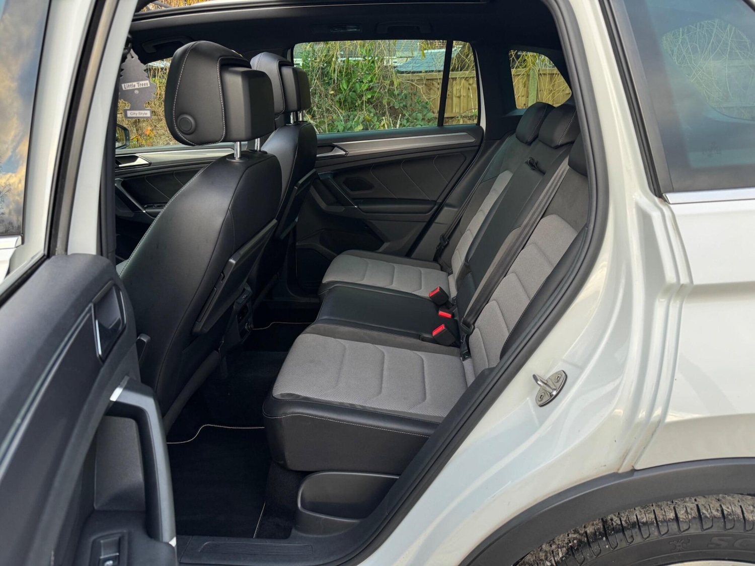 Used Volkswagen Tiguan for sale - 76855670: Photo 28