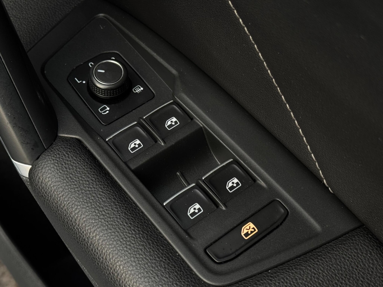 Used Volkswagen Tiguan for sale - 76855670: Photo 40