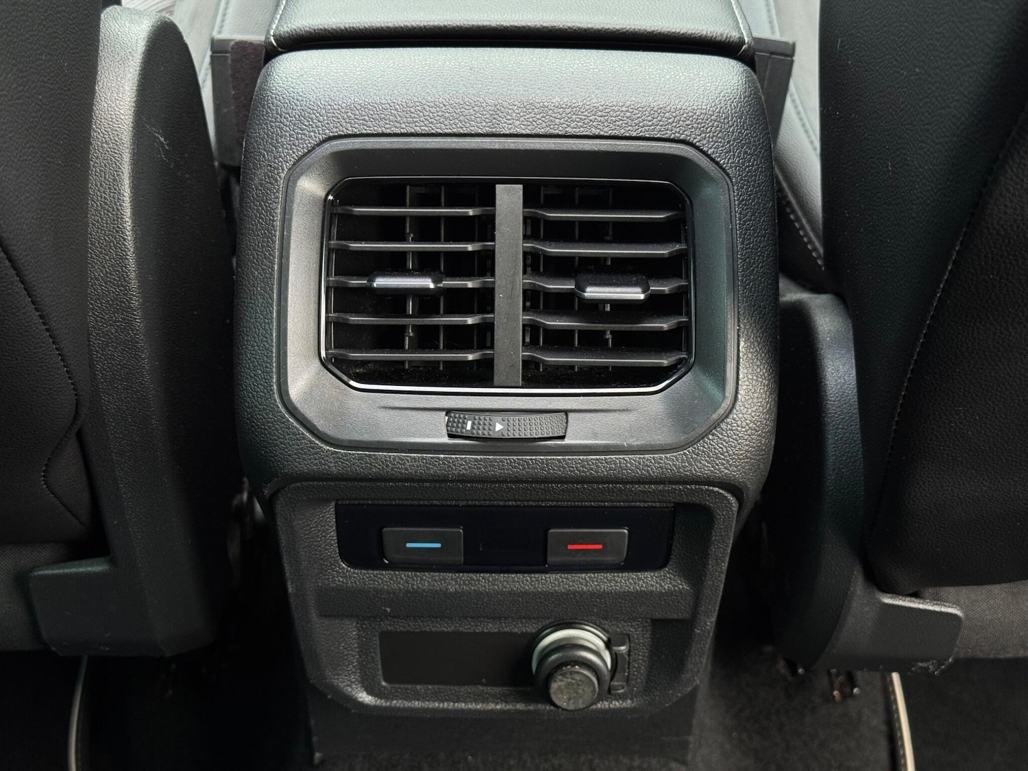 Used Volkswagen Tiguan for sale - 76855670: Photo 47