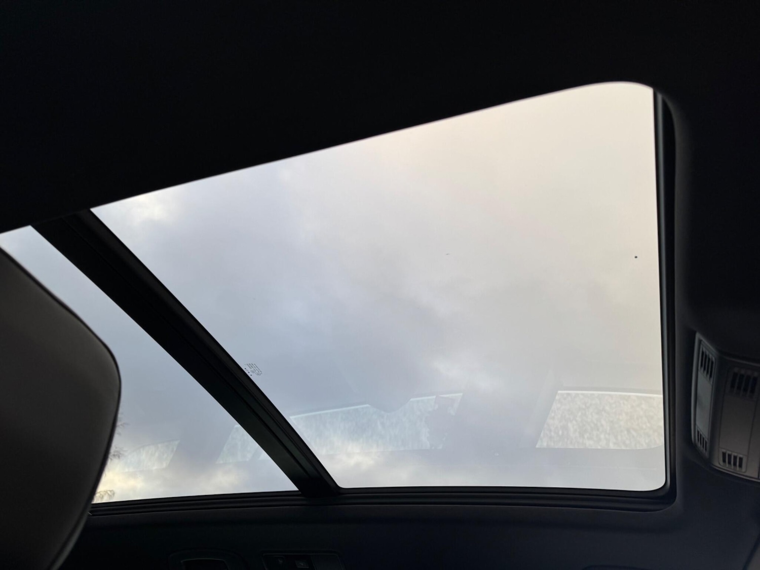 Used Volkswagen Tiguan for sale - 76855670: Photo 60