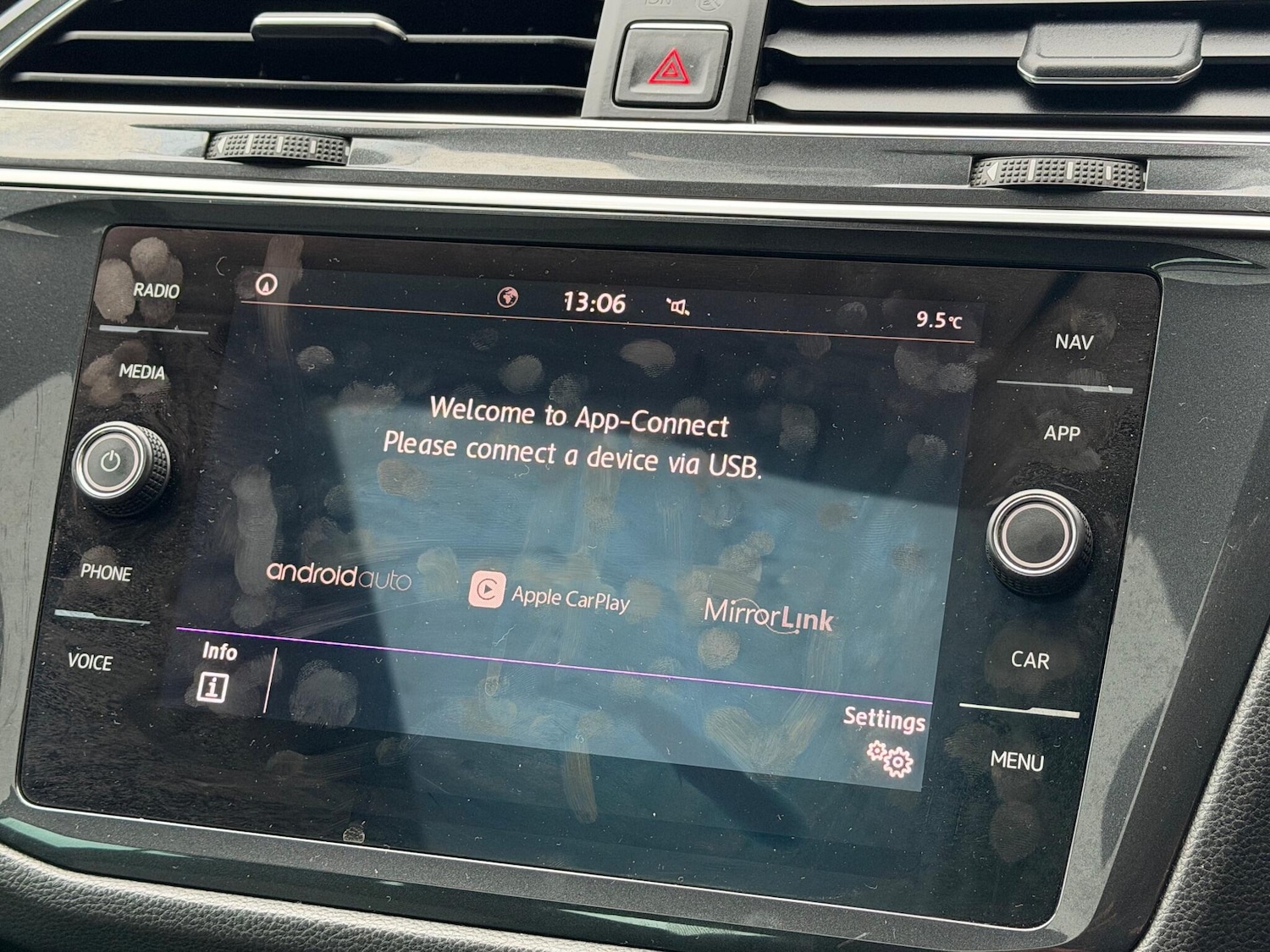 Used Volkswagen Tiguan for sale - 76855670: Photo 7