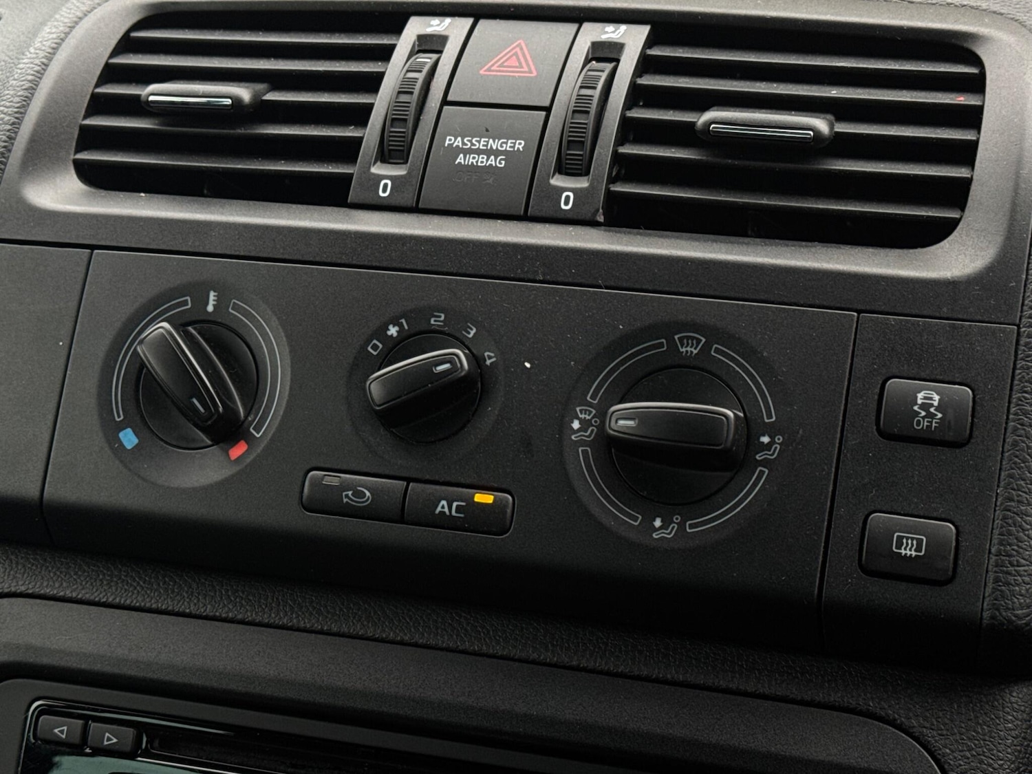 Used Skoda Fabia 2013 for sale - 76990749: Photo 47