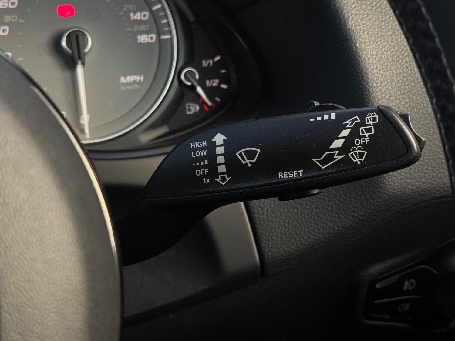 Used Audi SQ5 2016 for sale - 76886388: Photo 39