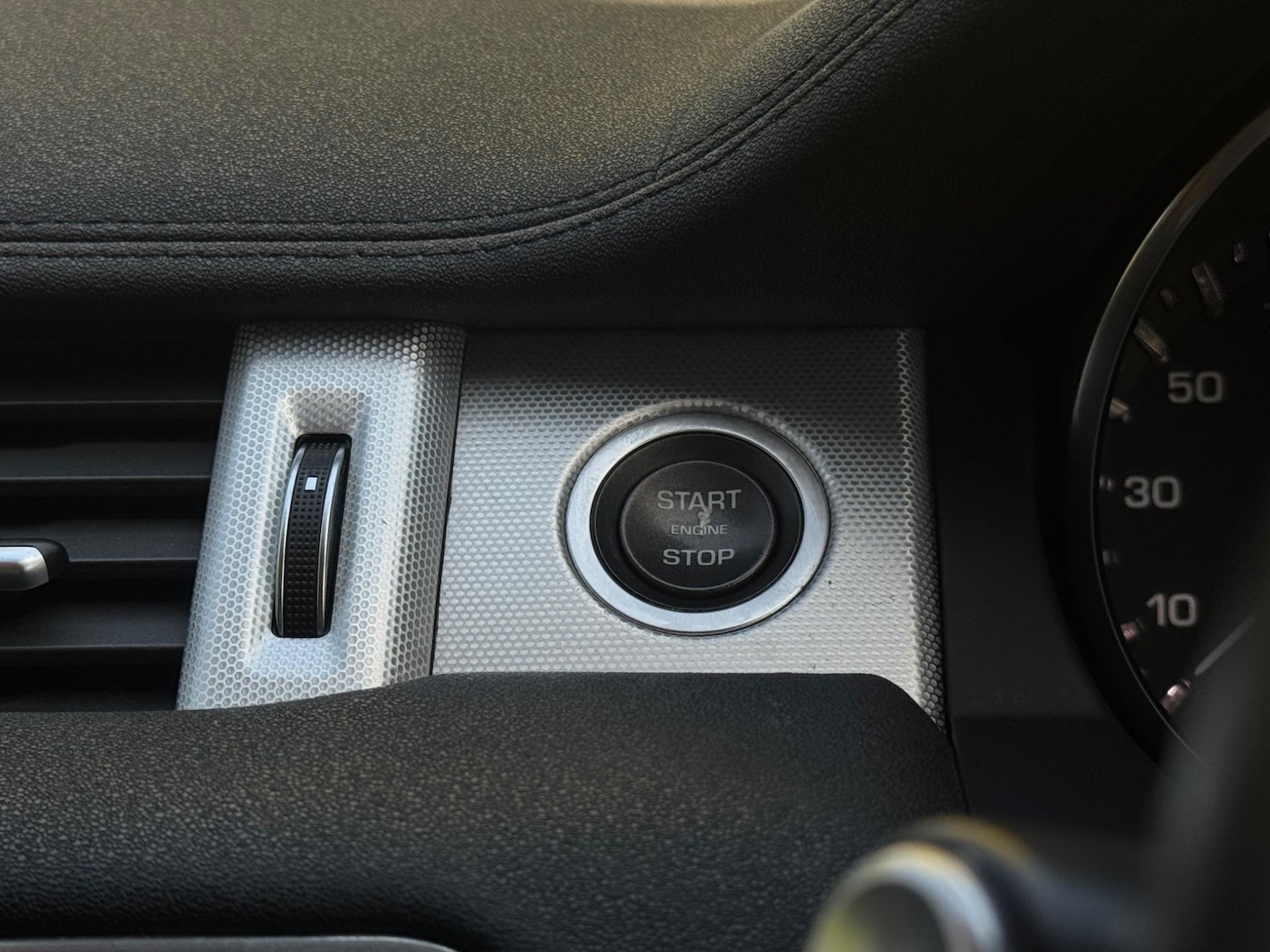 Used Land Rover Range Rover Evoque 2013 for sale - 76994920: Photo 39