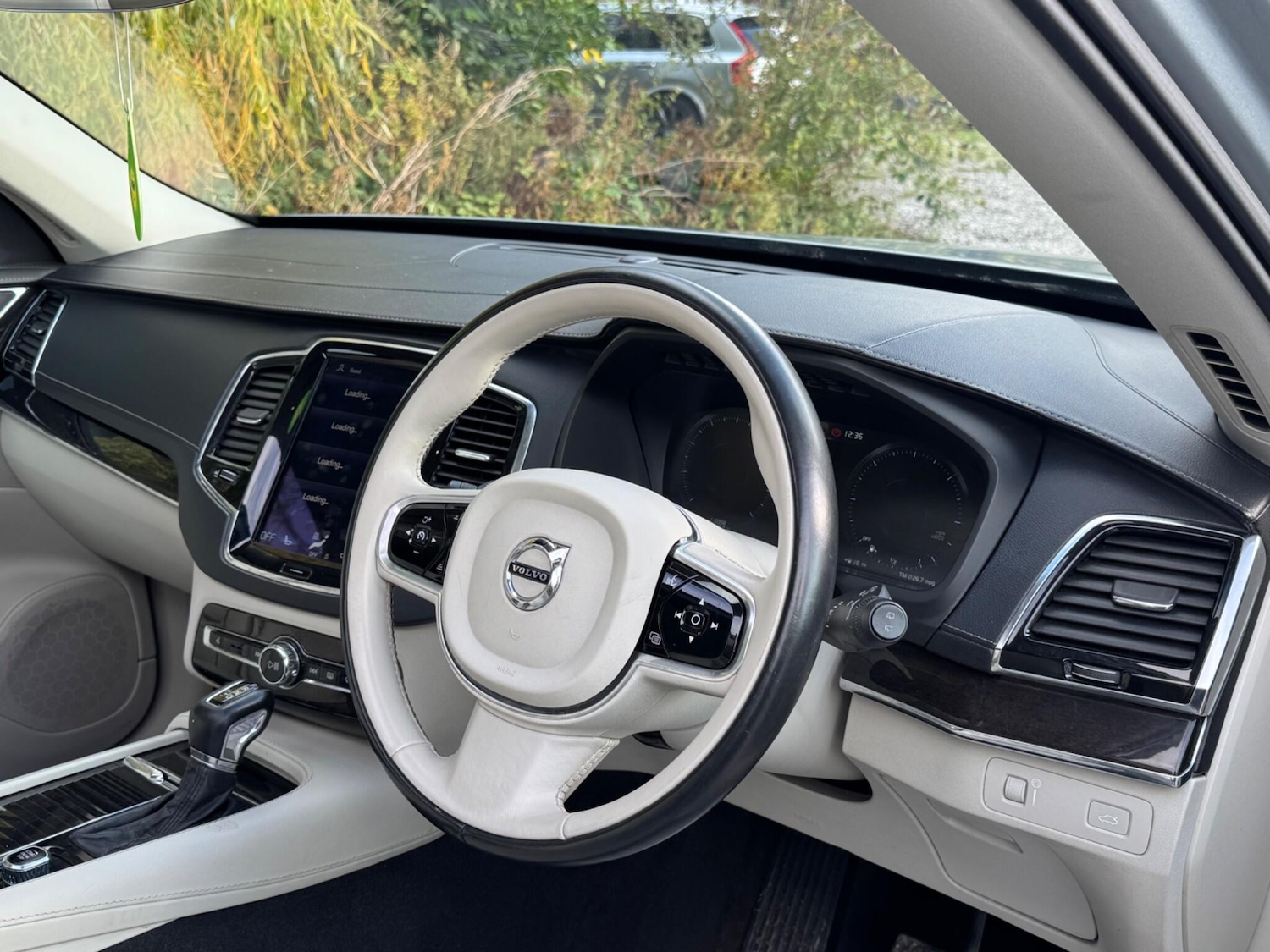 Used Volvo XC90 2017 for sale - 76227865: Photo 12