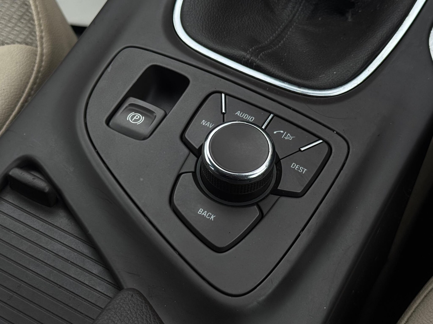 Used Vauxhall Insignia 2010 for sale - 76850458: Photo 59