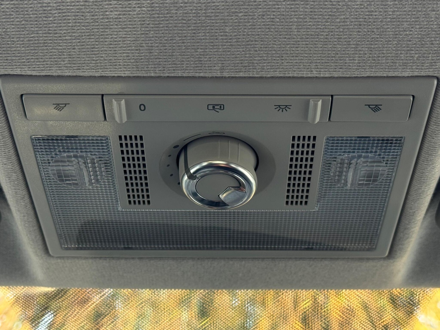 Used Volkswagen up! 2016 for sale - 76993900: Photo 45