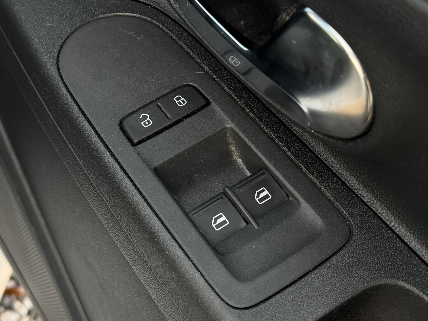 Used Volkswagen up! 2016 for sale - 76993900: Photo 47