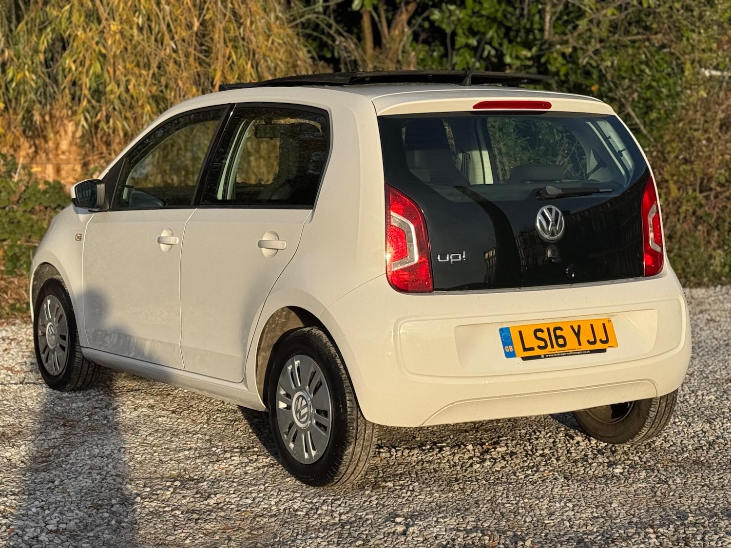 Used Volkswagen up! 2016 for sale - 76993900: Photo 7